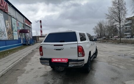 Toyota Hilux VIII, 2015 год, 2 700 000 рублей, 16 фотография