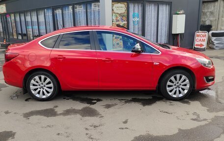 Opel Astra J, 2014 год, 870 000 рублей, 17 фотография