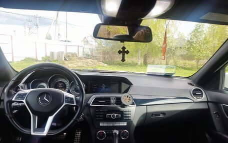 Mercedes-Benz C-Класс, 2011 год, 1 400 000 рублей, 11 фотография