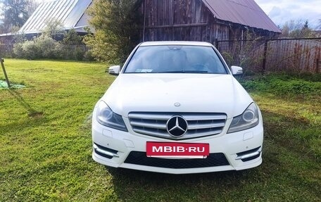 Mercedes-Benz C-Класс, 2011 год, 1 400 000 рублей, 9 фотография