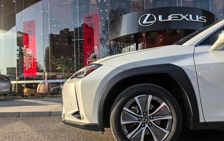 Lexus UX I, 2020 год, 2 700 100 рублей, 10 фотография