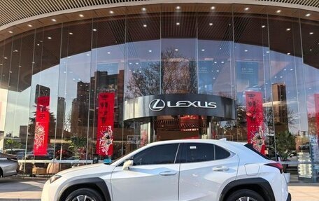 Lexus UX I, 2020 год, 2 700 100 рублей, 9 фотография