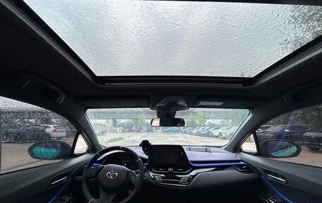 Toyota C-HR I рестайлинг, 2020 год, 2 010 000 рублей, 6 фотография