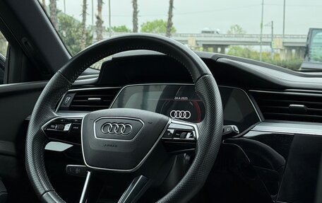 Audi e-tron I, 2020 год, 5 250 000 рублей, 5 фотография