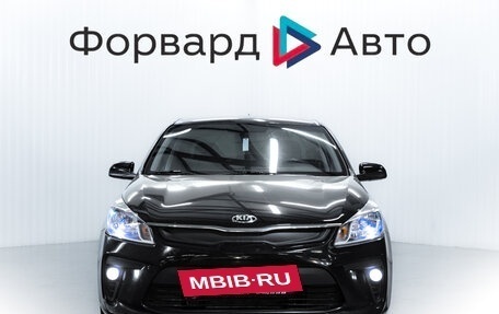 KIA Rio IV, 2018 год, 1 120 000 рублей, 2 фотография