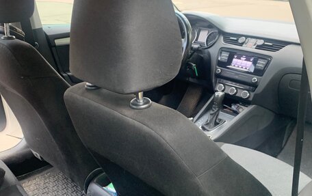 Skoda Octavia, 2015 год, 655 000 рублей, 19 фотография