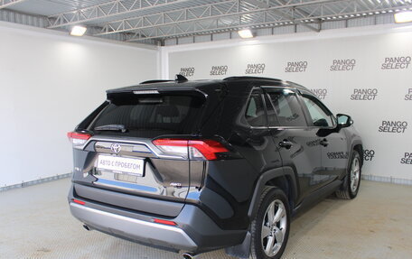 Toyota RAV4, 2021 год, 2 971 000 рублей, 8 фотография