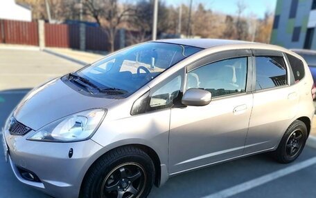 Honda Fit III, 2009 год, 690 000 рублей, 2 фотография