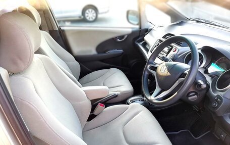 Honda Fit III, 2009 год, 690 000 рублей, 5 фотография