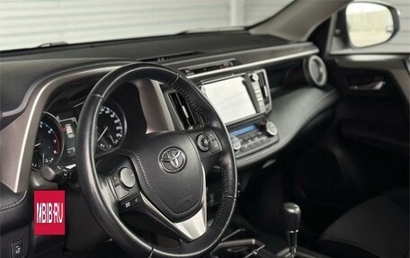 Toyota RAV4, 2017 год, 2 895 000 рублей, 8 фотография