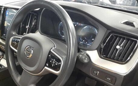 Volvo XC60 II, 2020 год, 2 150 000 рублей, 7 фотография