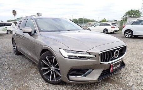 Volvo V60 II, 2021 год, 2 400 000 рублей, 1 фотография