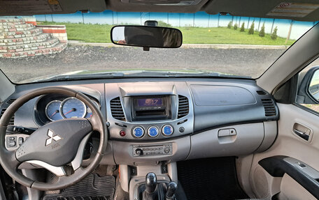 Mitsubishi L200 IV рестайлинг, 2007 год, 1 100 000 рублей, 4 фотография