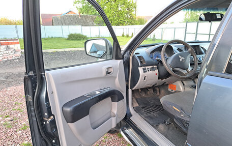 Mitsubishi L200 IV рестайлинг, 2007 год, 1 100 000 рублей, 6 фотография
