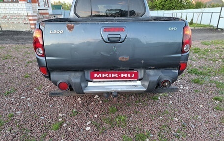 Mitsubishi L200 IV рестайлинг, 2007 год, 1 100 000 рублей, 8 фотография