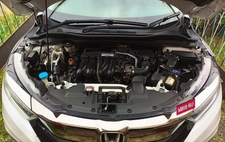 Honda Vezel, 2018 год, 1 750 000 рублей, 6 фотография