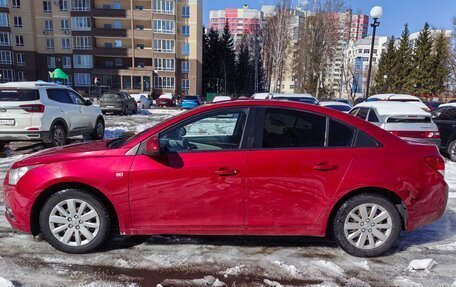Chevrolet Cruze II, 2010 год, 750 000 рублей, 4 фотография