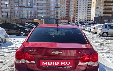 Chevrolet Cruze II, 2010 год, 750 000 рублей, 2 фотография