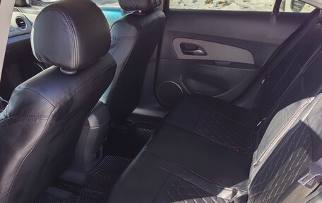 Chevrolet Cruze II, 2010 год, 750 000 рублей, 5 фотография