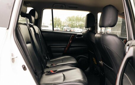 Toyota Highlander III, 2012 год, 2 300 000 рублей, 24 фотография