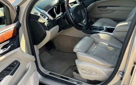 Cadillac SRX II рестайлинг, 2011 год, 1 180 000 рублей, 3 фотография