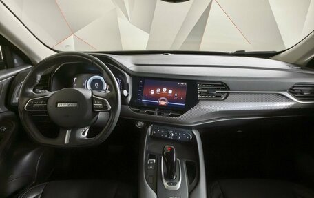 Haval F7x I, 2022 год, 1 915 000 рублей, 10 фотография