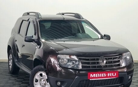 Renault Duster I рестайлинг, 2014 год, 900 000 рублей, 3 фотография
