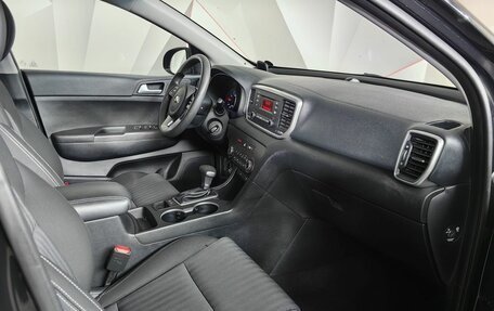 KIA Sportage IV рестайлинг, 2018 год, 1 895 000 рублей, 9 фотография