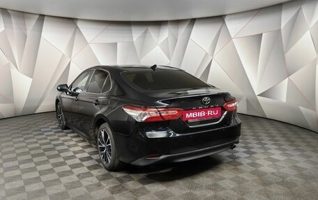 Toyota Camry, 2021 год, 2 850 000 рублей, 3 фотография