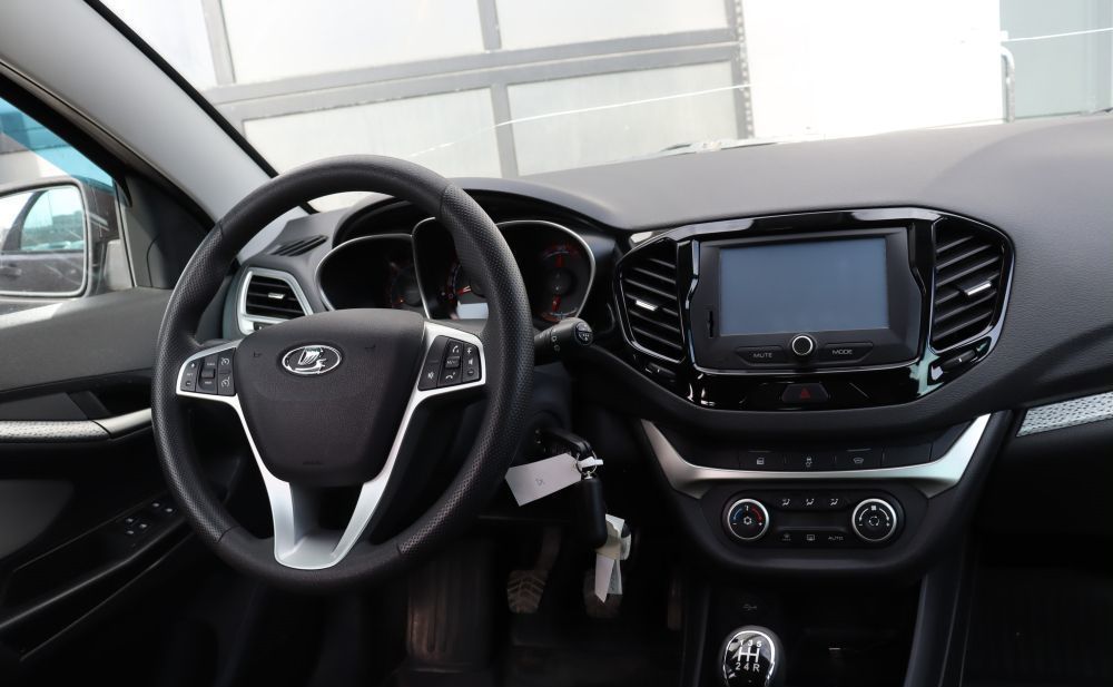 ВАЗ (LADA) Vesta Cross, 2018 год, 1 028 000 рублей, 13 фотография
