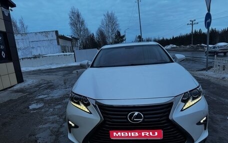 Lexus ES VII, 2017 год, 3 200 000 рублей, 1 фотография