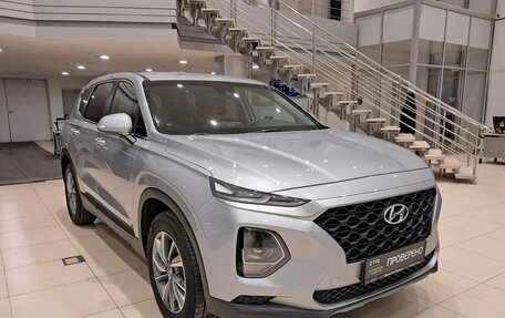 Hyundai Santa Fe IV, 2018 год, 2 470 000 рублей, 3 фотография