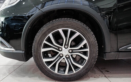 Mitsubishi Outlander III рестайлинг 3, 2017 год, 1 999 000 рублей, 18 фотография