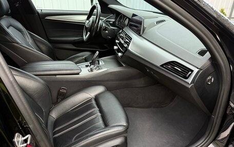 BMW 5 серия, 2019 год, 3 570 000 рублей, 18 фотография