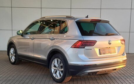 Volkswagen Tiguan II, 2018 год, 2 440 000 рублей, 7 фотография