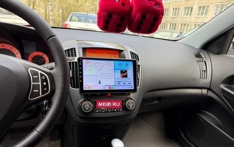 KIA cee'd I рестайлинг, 2008 год, 800 000 рублей, 20 фотография
