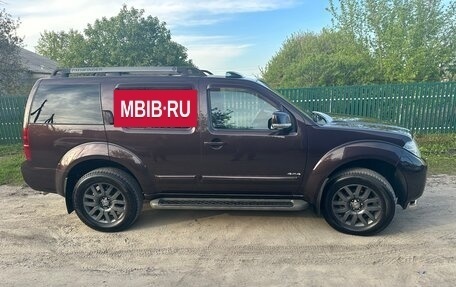 Nissan Pathfinder, 2011 год, 1 775 000 рублей, 15 фотография