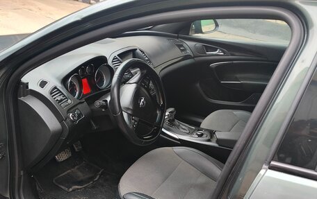 Opel Insignia II рестайлинг, 2010 год, 900 000 рублей, 14 фотография