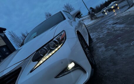 Lexus ES VII, 2017 год, 3 200 000 рублей, 10 фотография