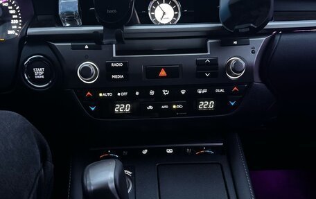 Lexus ES VII, 2017 год, 3 200 000 рублей, 14 фотография