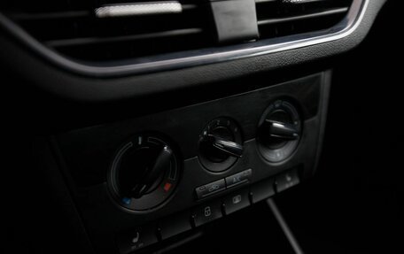 Volkswagen Polo VI (EU Market), 2021 год, 810 000 рублей, 11 фотография