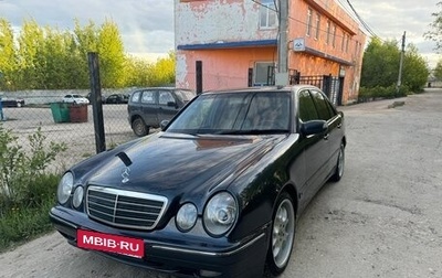 Mercedes-Benz E-Класс, 2001 год, 550 000 рублей, 1 фотография