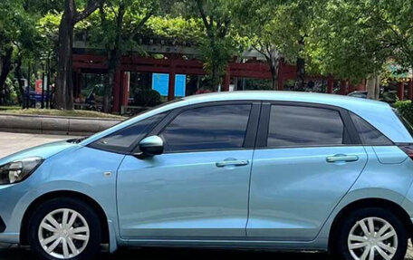 Honda Fit, 2021 год, 1 100 000 рублей, 7 фотография