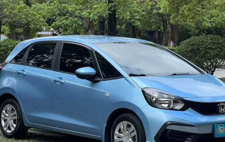 Honda Fit, 2021 год, 1 100 000 рублей, 3 фотография