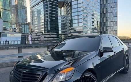 Mercedes-Benz E-Класс, 2012 год, 1 490 000 рублей, 3 фотография