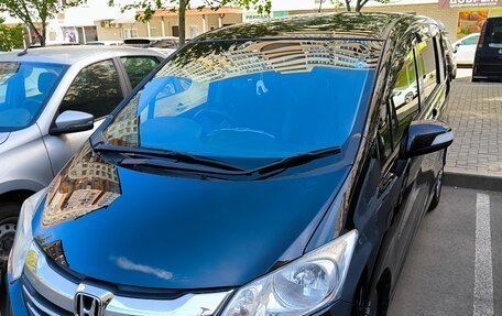 Honda Freed I, 2015 год, 1 700 000 рублей, 21 фотография