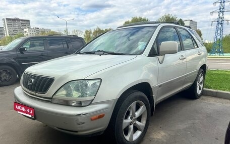 Lexus RX IV рестайлинг, 2002 год, 900 000 рублей, 2 фотография