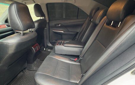 Toyota Camry, 2014 год, 1 850 000 рублей, 18 фотография