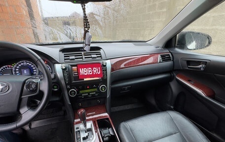 Toyota Camry, 2014 год, 1 850 000 рублей, 15 фотография