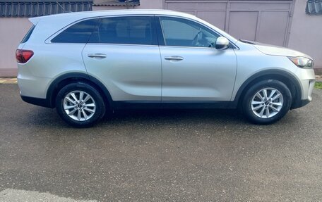KIA Sorento III Prime рестайлинг, 2019 год, 1 799 999 рублей, 3 фотография